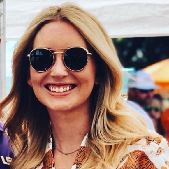 Meet your Posher, Erin - Picture 1 of 1